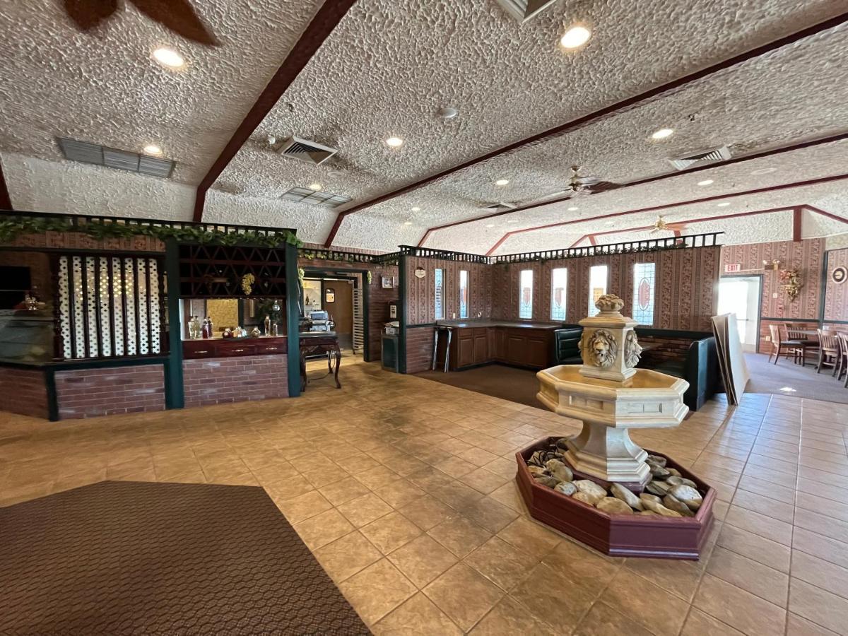 Presque Isle Hotel מראה חיצוני תמונה